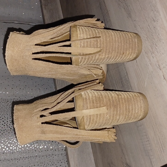 Carlos Santana Jasper Fringe Booties - Picture 4 of 8